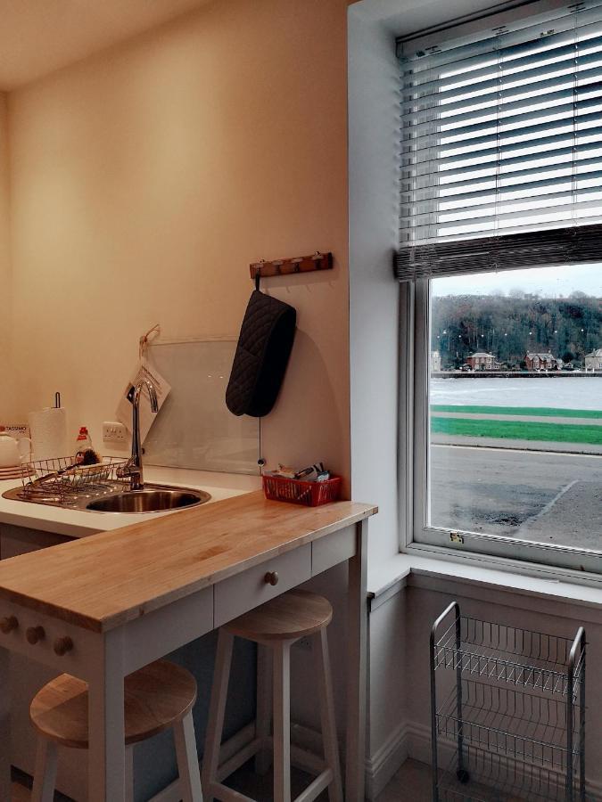Ferienwohnung Beside The Bay Millport Exterior foto